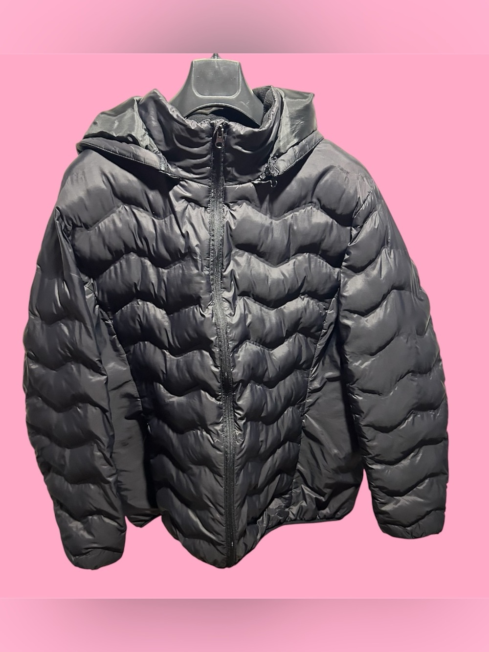 Time & Tru Lightweight Black Puffer Jacket Quilted with Hood — 1XL